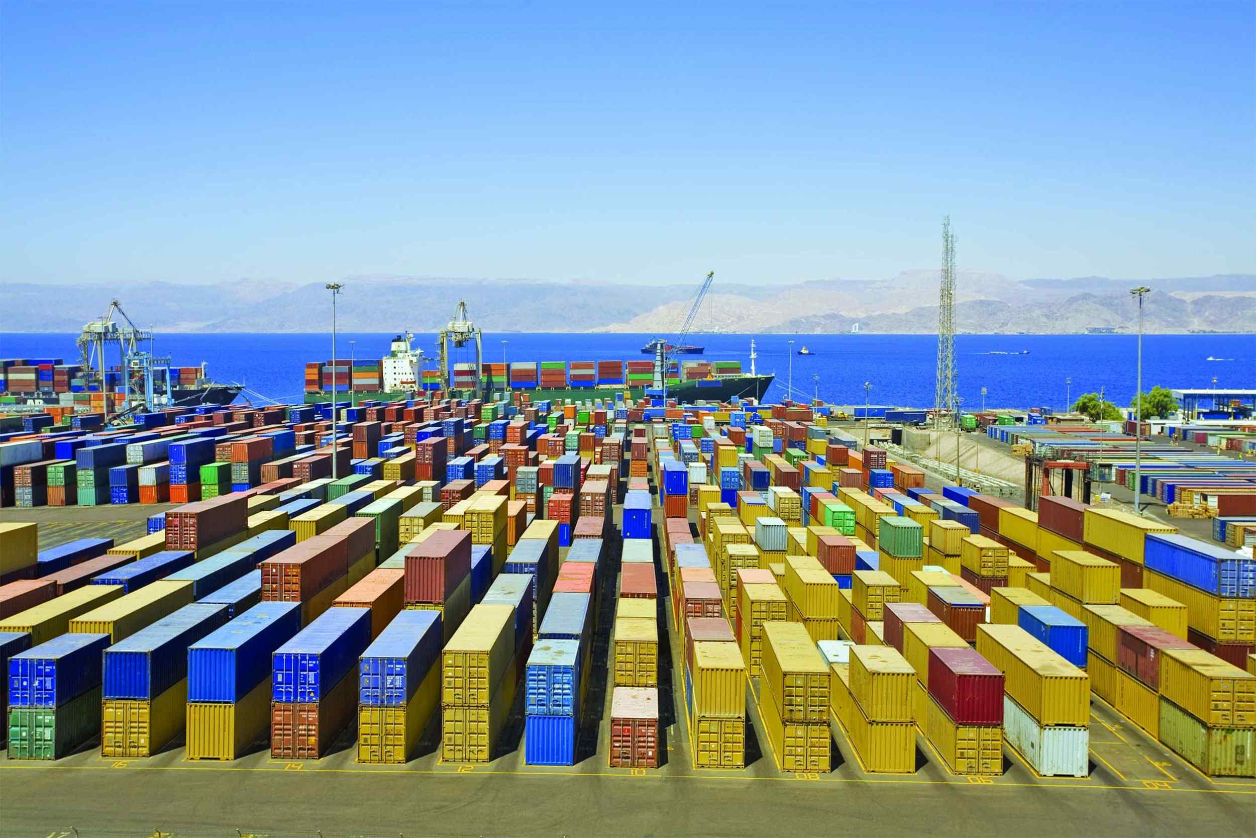 https://www.logispeedsindia.com/wp-content/uploads/2015/09/Harbor-warehouse.jpg